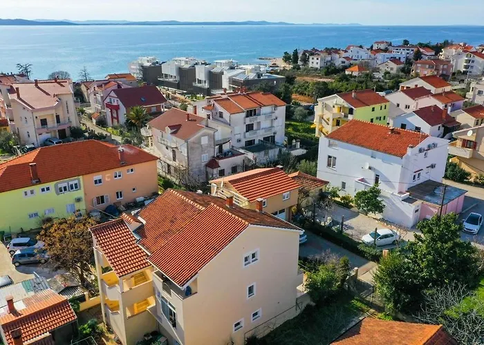 Apartamento Mira Zadar