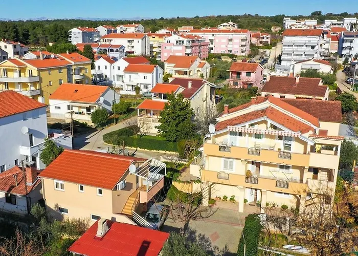 Apartamento Mira Zadar