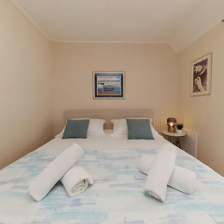 Mira Apartament Zadar