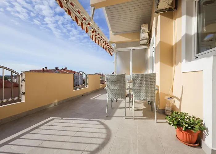 Mira Апартаменты